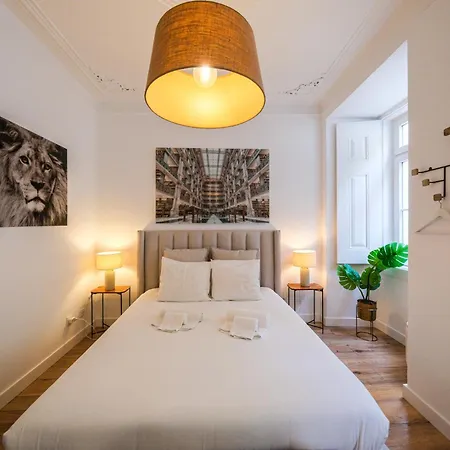 Principe Real Luxurious Apartment