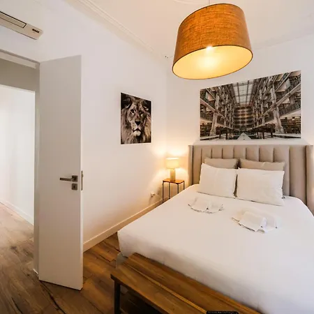 Principe Real Luxurious Apartment